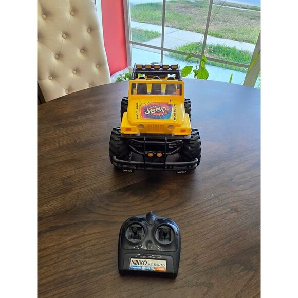 Nikko Vintage 90s Jeep Wrangler Rubicon Remote Control R/C Vehicle Car W/ Remote - Picture 3 of 16